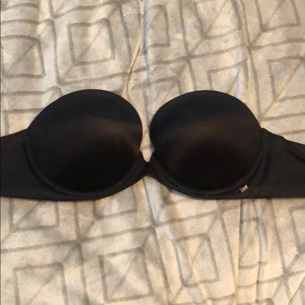 Victoria’s Secret push-up strapless bra